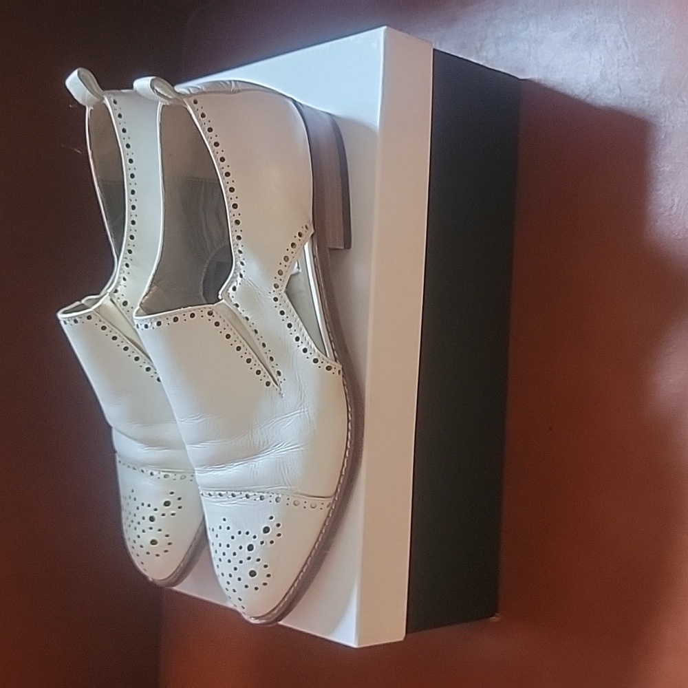 Casa Costanza all white leather loafers